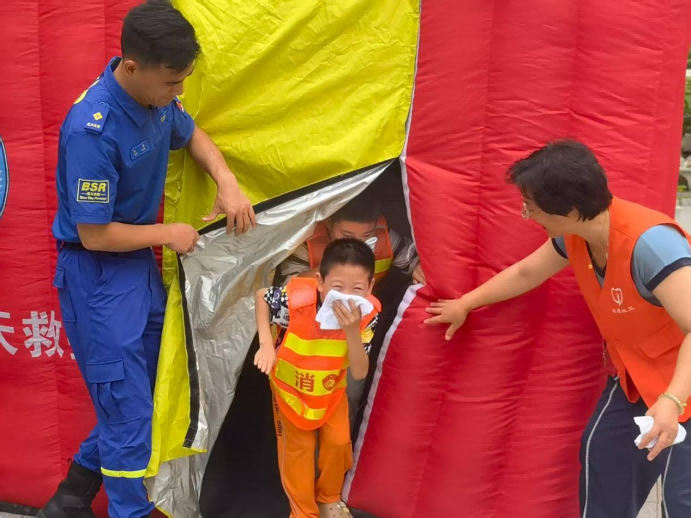 1757557957114924.png 张家港市七彩夏日活动小结.1docx1298.png