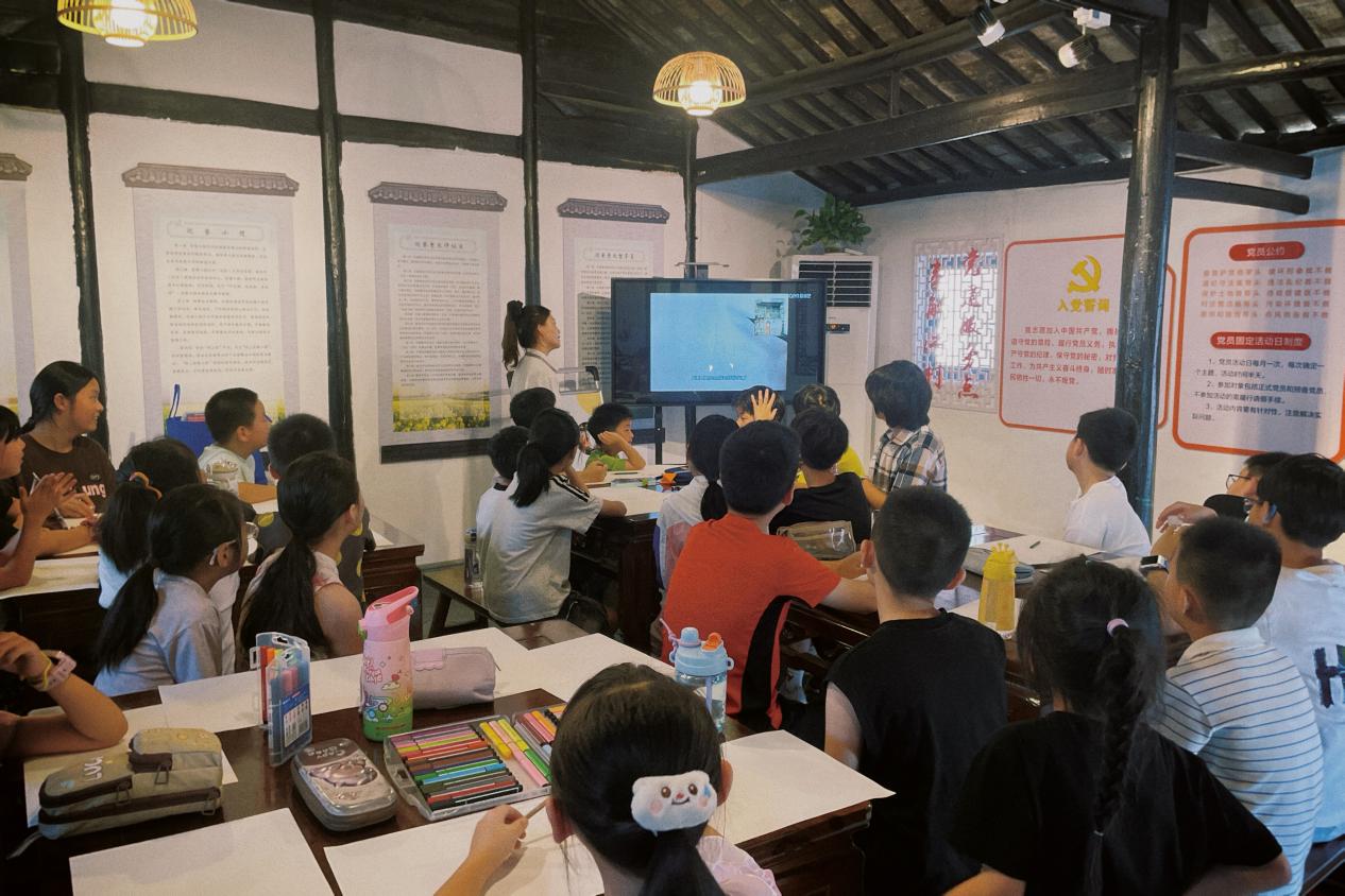 1757919961337627.jpg 开弦弓村图片1.jpg