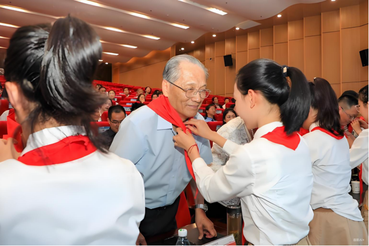 1763014700542200.png 最美五老沈森观之一(2) - 副本143.png