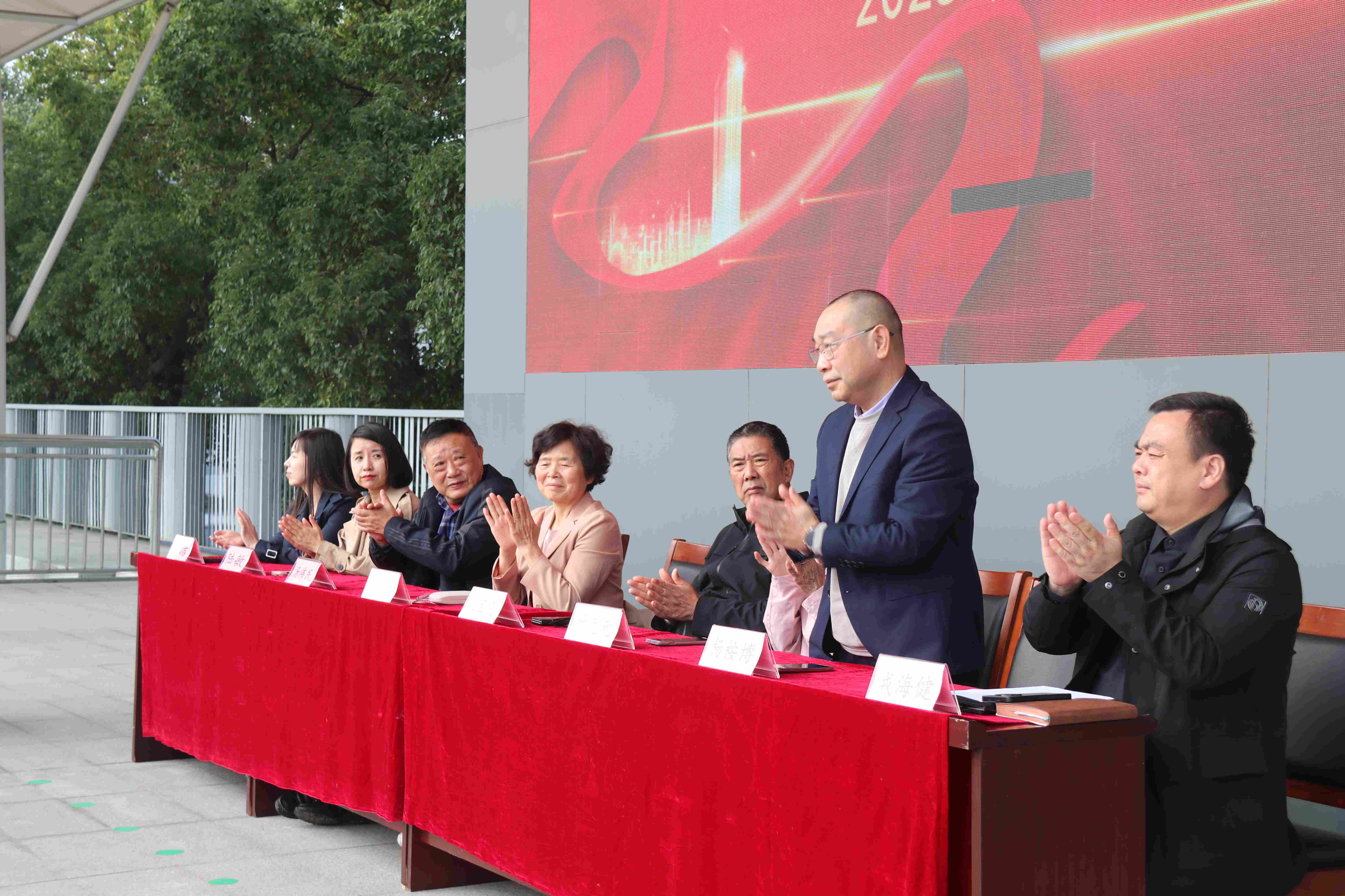 1763109041823628.jpg 2.jpg